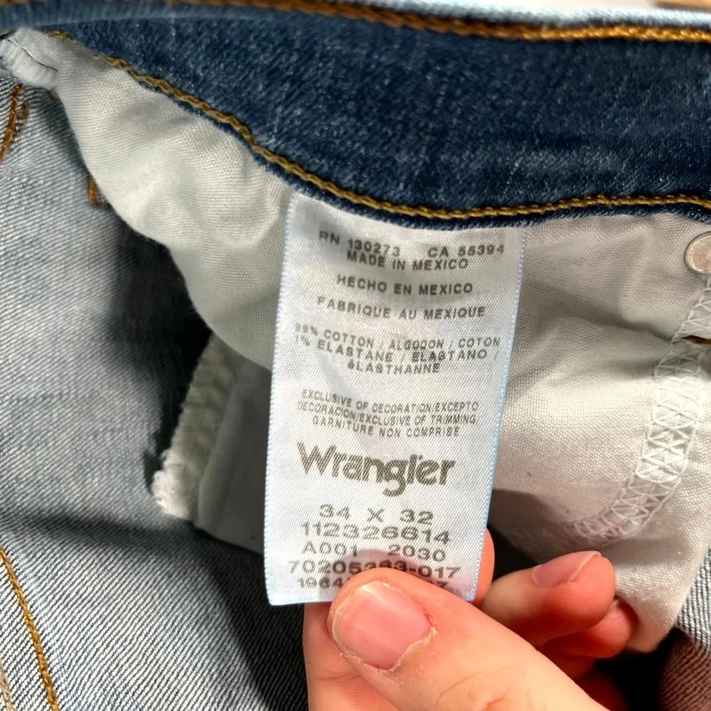 Wrangler Straight Fit Jeans Mens 34x32 Blue Denim Cotton‎ Stretch Medium Wash